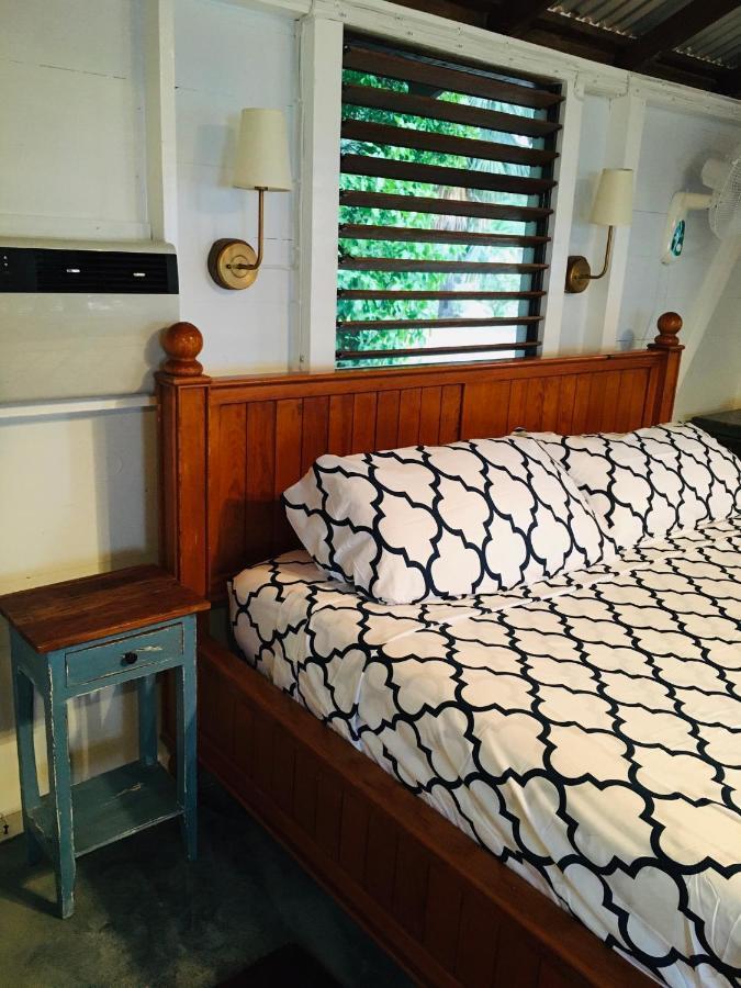 Katamah Beachfront Guesthouse تريجر آيلاند بيتش المظهر الخارجي الصورة