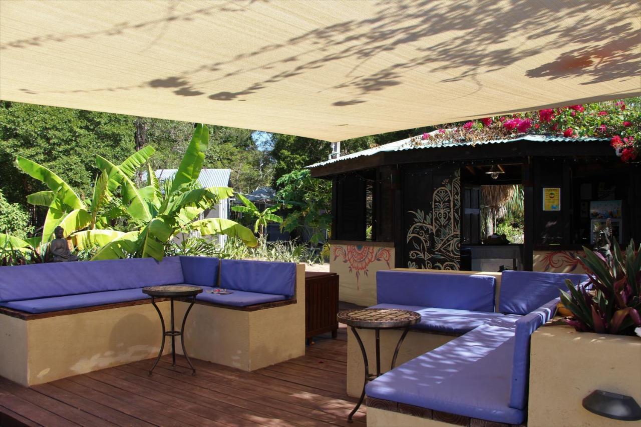 Katamah Beachfront Guesthouse تريجر آيلاند بيتش المظهر الخارجي الصورة